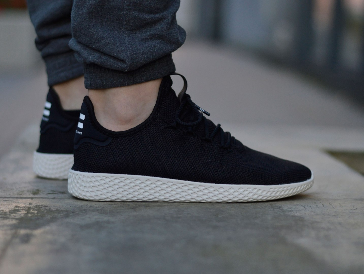 Pharrell williams trainers jd 2025